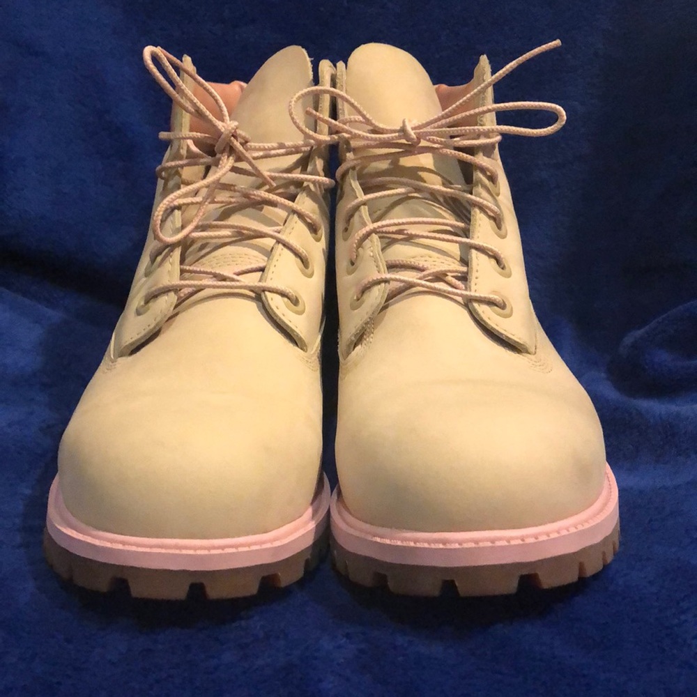 Timberlands - Picture 2 of 4